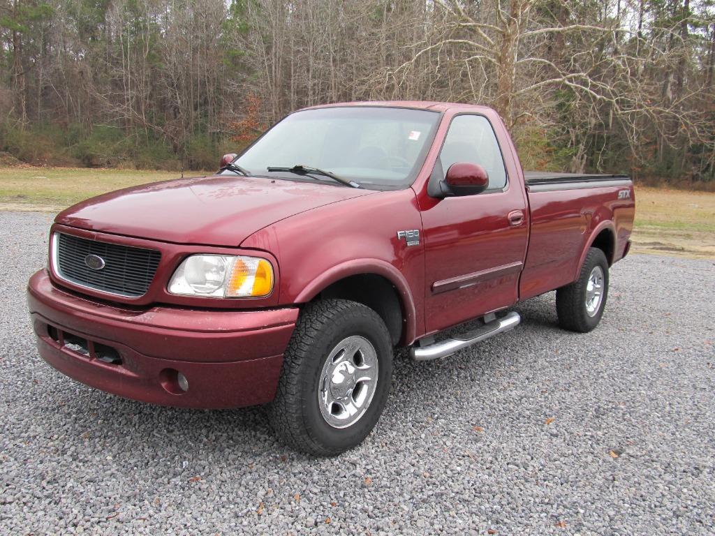 2003 Ford F-150 XLT's photo